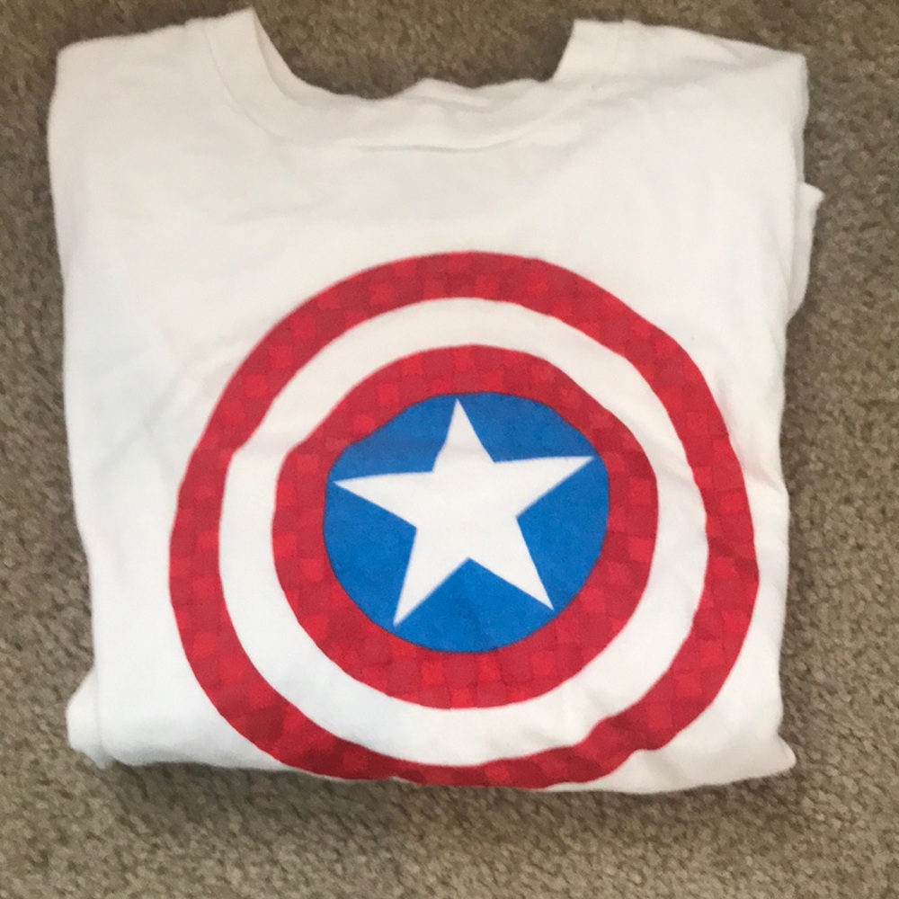 ✨VANS captain America long sleeve